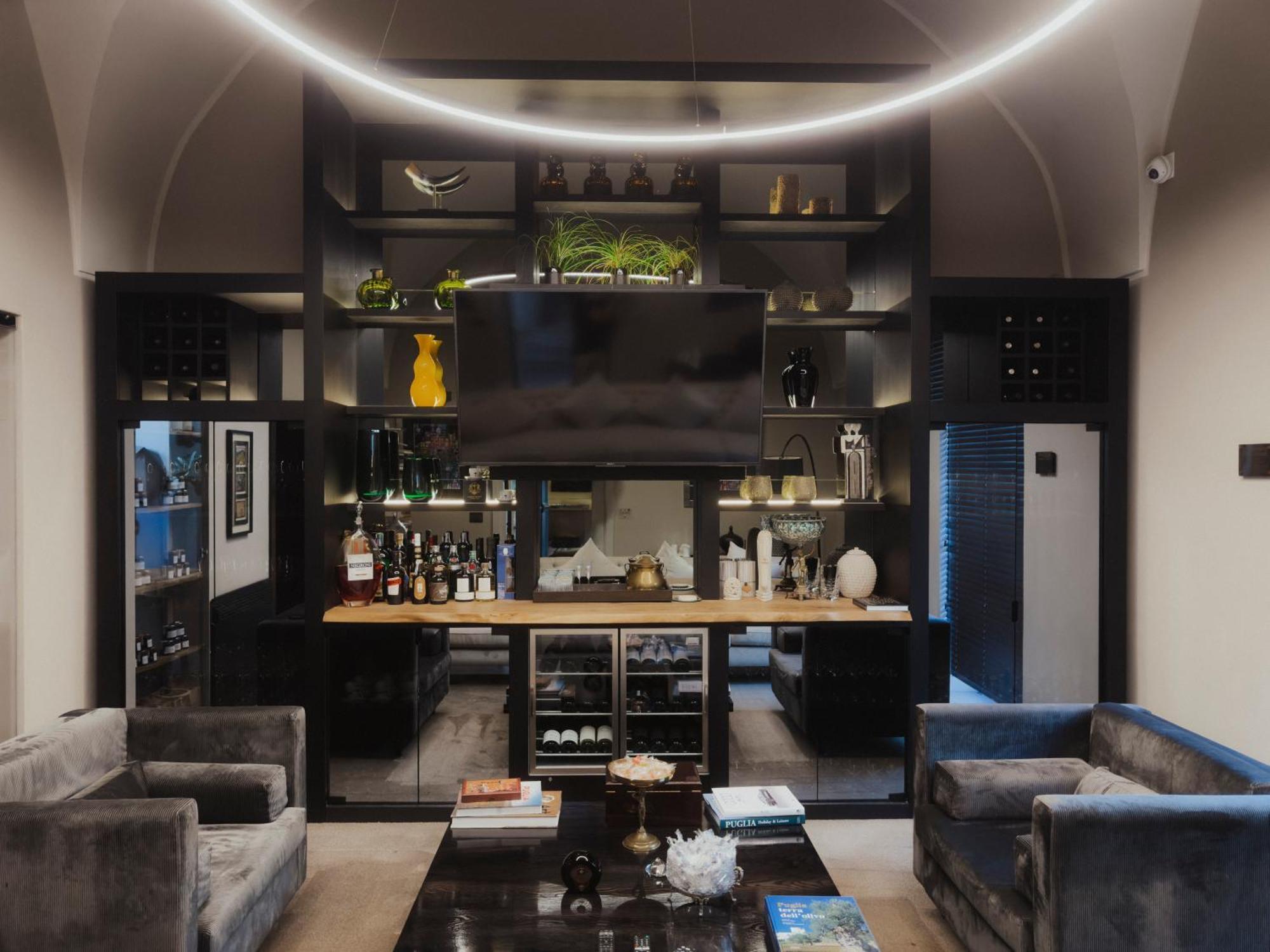 Casa 300Mila Hotel Лече Екстериор снимка